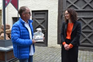 Erster Stadtrat Berthold Rinner und Ministerin Angela Dorn