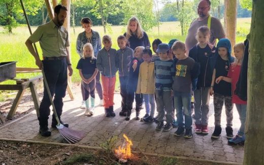 Viel Interessantes erfuhren die Feuerfüchse Eifa über das Thema Waldbrand