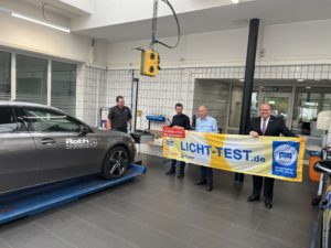 Startschuss für kostenlose Aktion zur Verkehrssicherheit/ Beleuchtung in der dunklen Jahreszeit.